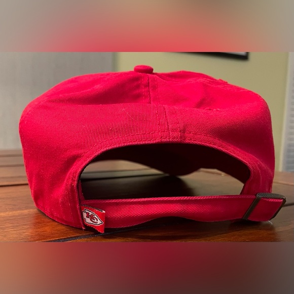 **VINTAGE** - Kansas City Chiefs Cap - Strapped Closure - Red/White - NFL - Picture 4 of 7